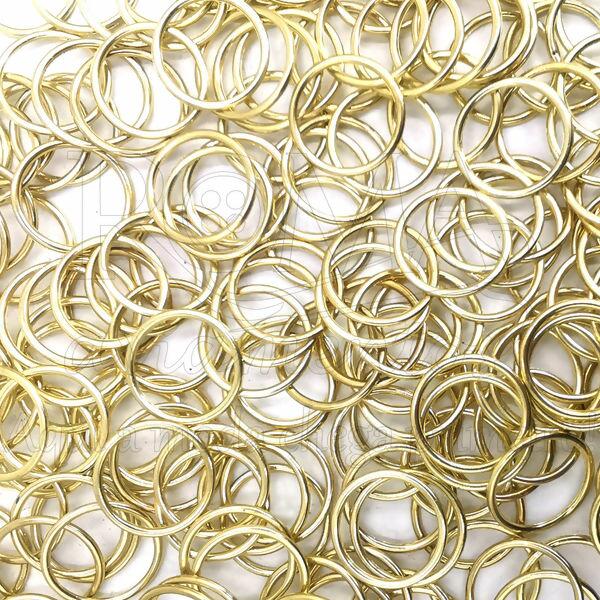 argola de metal dourado 018299